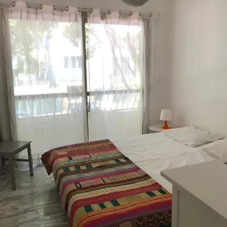 Martinez- Family 100m2 Apartment Cannes