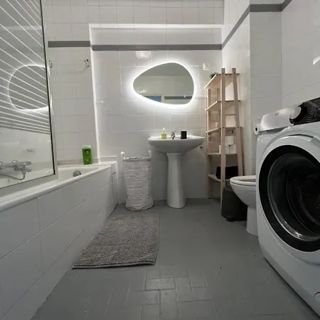 Martinez- Family 100m2 Cannes